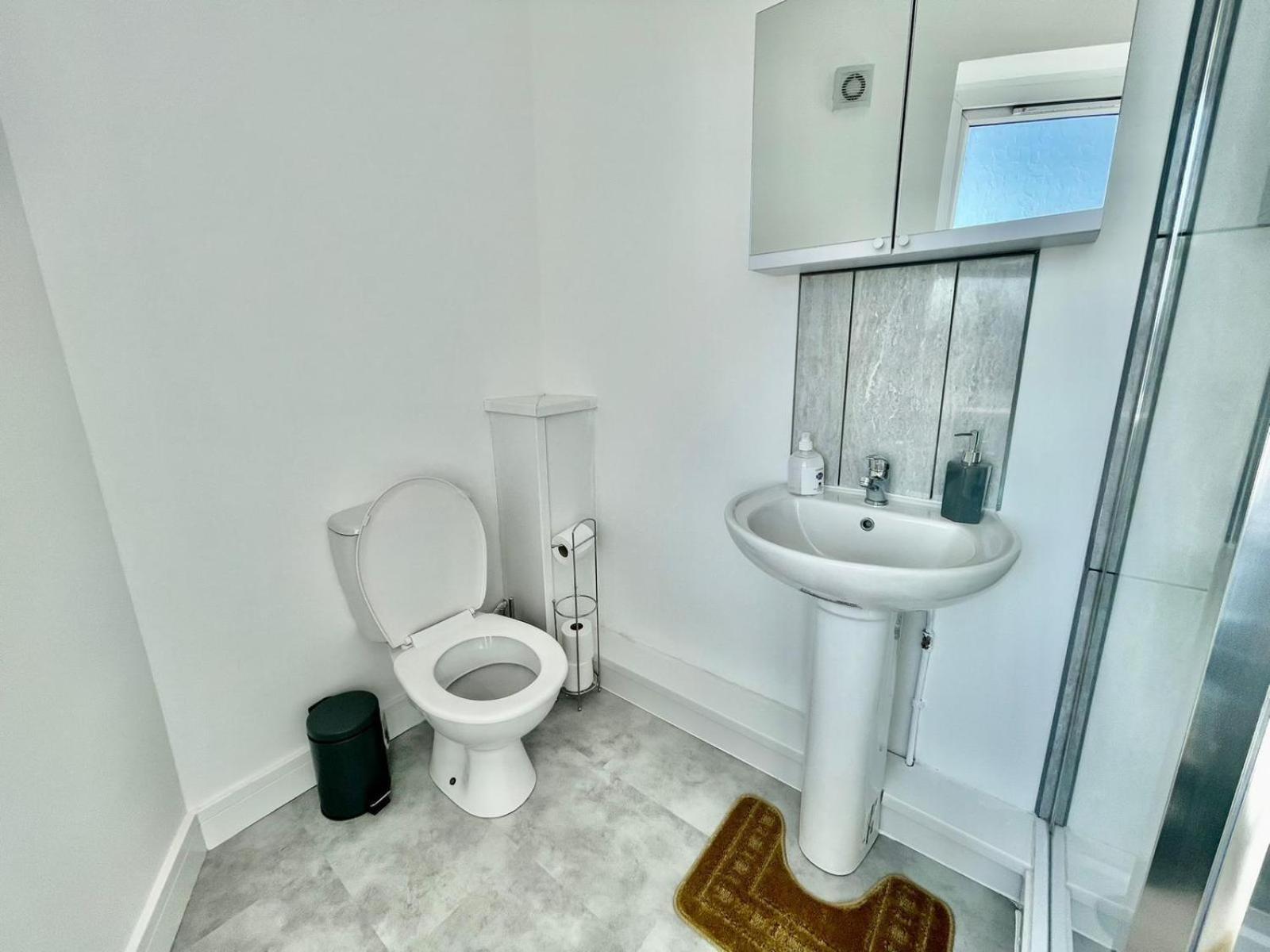 Cheerful 1 Bed Apartment Cardiff City Centre - Penarth Rd 部屋 写真